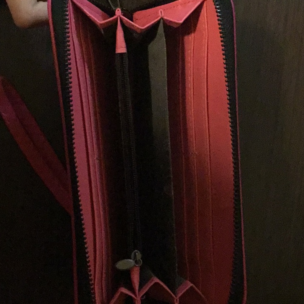Purse - Picture 2 of 2